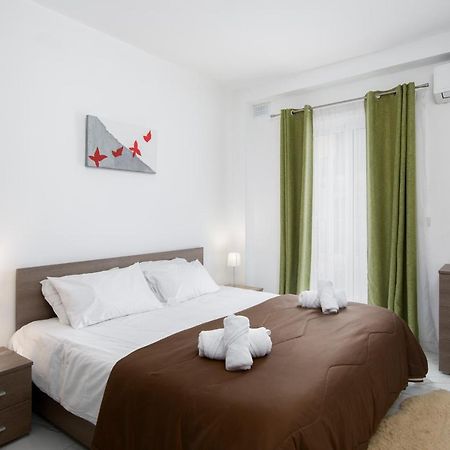 Sea View Apartment 2 Bedrooms 2 Bathrooms, 2 Minutes Away From The Sea San Giuliano Esterno foto