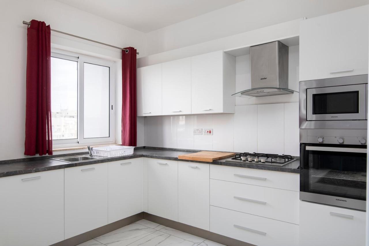 Sea View Apartment 2 Bedrooms 2 Bathrooms, 2 Minutes Away From The Sea San Giuliano Esterno foto
